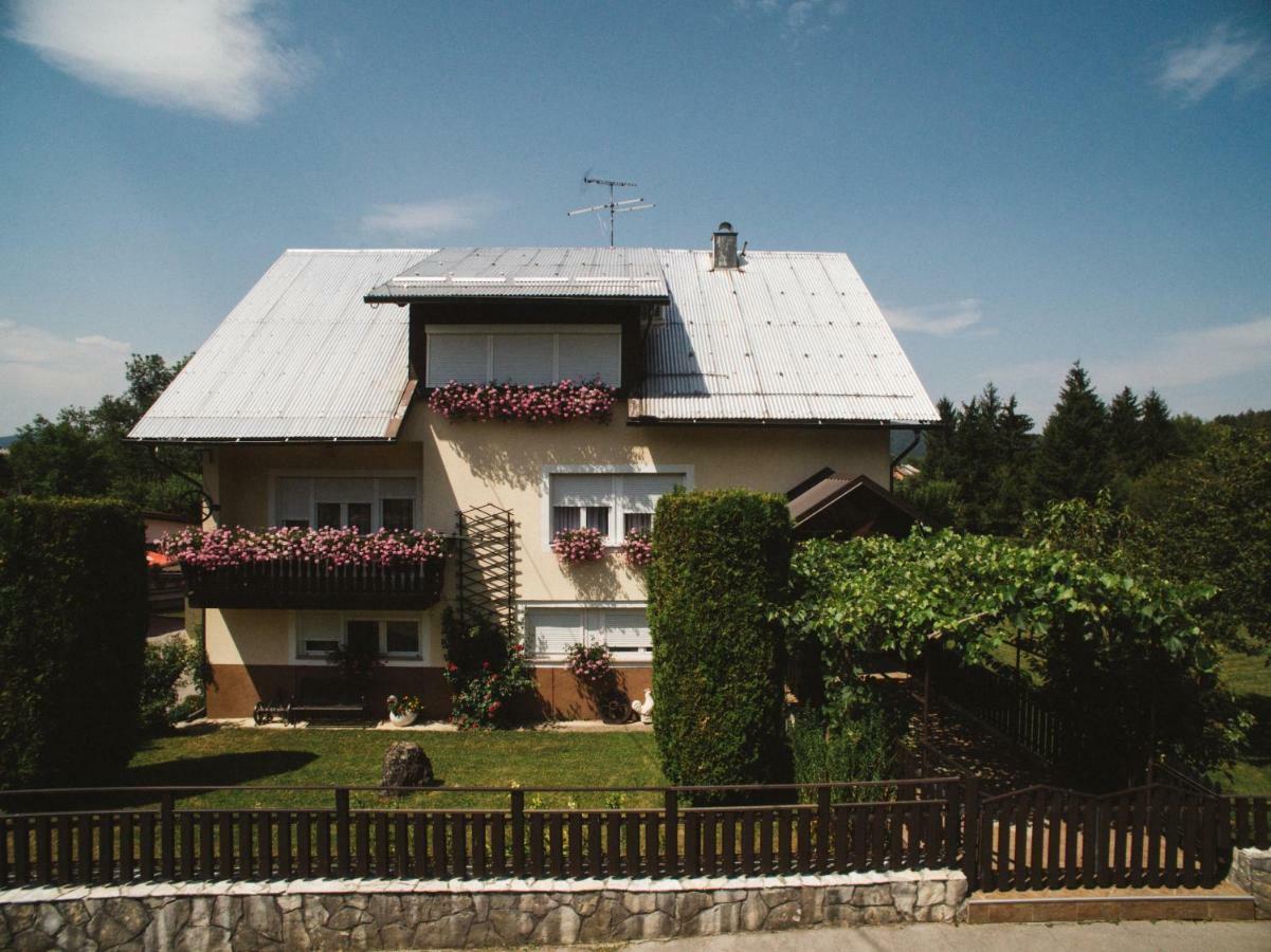 Apartman Belin Ogulin Exterior foto